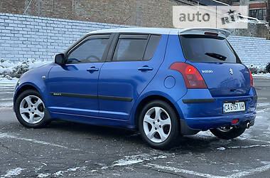 Хэтчбек Suzuki Swift 2005 в Киеве