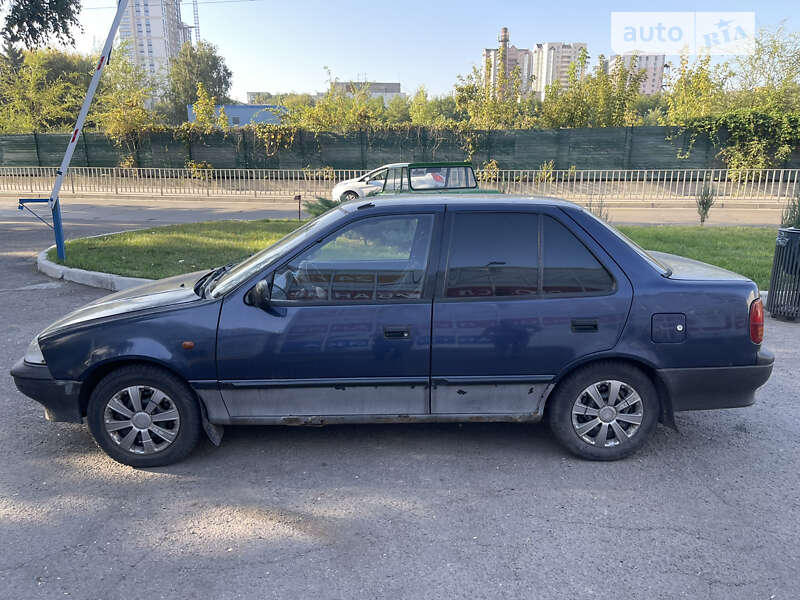 Седан Suzuki Swift 1995 в Дніпрі