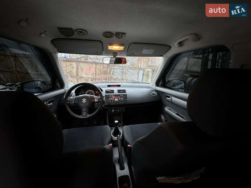 Хетчбек Suzuki Swift 2008 в Києві