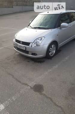 Хэтчбек Suzuki Swift 2006 в Днепре