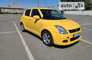 Хетчбек Suzuki Swift 2005 в Києві