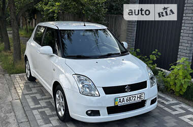 Хетчбек Suzuki Swift 2008 в Києві