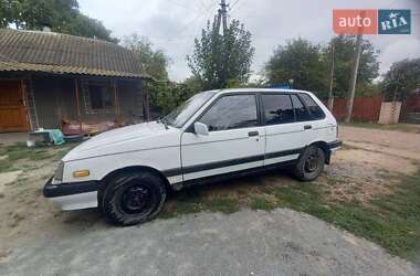 Хэтчбек Suzuki Swift 1988 в Кельменцах