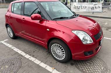 Хэтчбек Suzuki Swift 2008 в Киеве