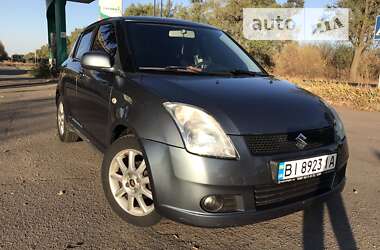 Хэтчбек Suzuki Swift 2007 в Семеновке