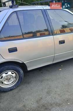 Седан Suzuki Swift 2003 в 