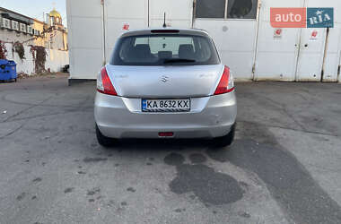 Хэтчбек Suzuki Swift 2011 в Киеве