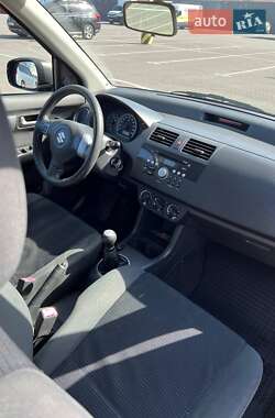 Хэтчбек Suzuki Swift 2008 в 
