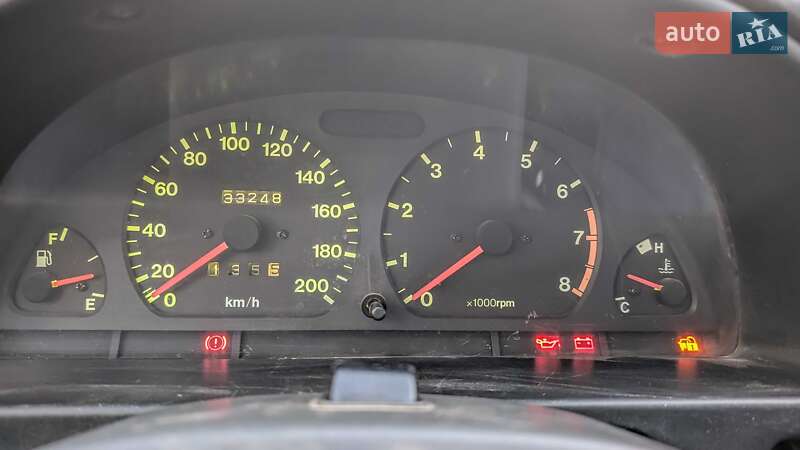Хетчбек Suzuki Swift 2003 в Кам'янець-Подільському