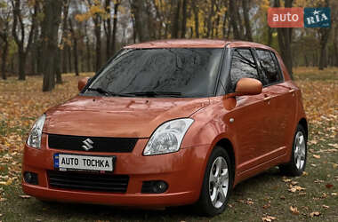 Хетчбек Suzuki Swift 2006 в Кропивницькому