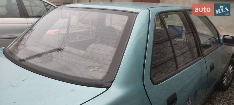 Седан Suzuki Swift 1995 в Дніпрі