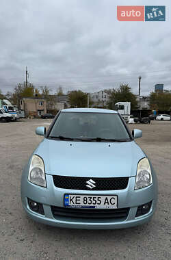 Хетчбек Suzuki Swift 2007 в Дніпрі