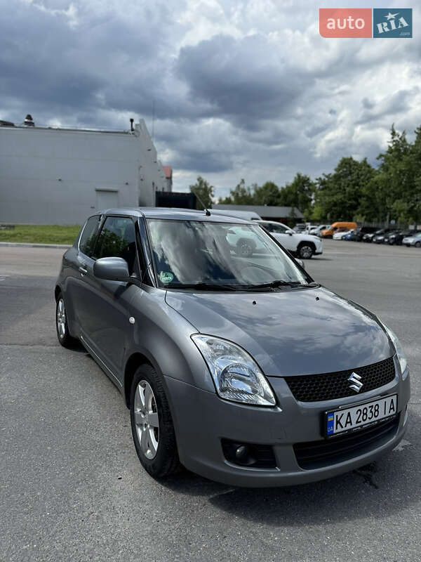 Хэтчбек Suzuki Swift 2010 в Броварах фото 5 Хэтчбек Suzuki Swift 2010 в Броварах