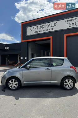 Хэтчбек Suzuki Swift 2010 в Броварах