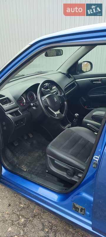 Хетчбек Suzuki Swift 2011 в Лохвиці