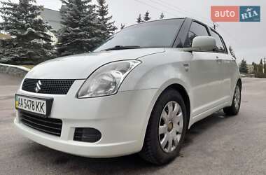 Хетчбек Suzuki Swift 2006 в Києві