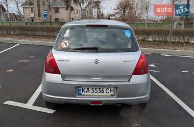 Хетчбек Suzuki Swift 2005 в Ірпені