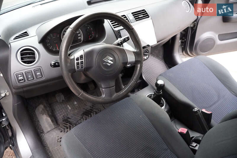 Хетчбек Suzuki Swift 2008 в Києві