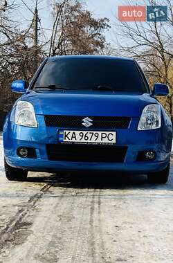 Хетчбек Suzuki Swift 2006 в Києві