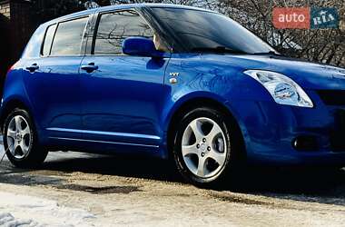 Хетчбек Suzuki Swift 2006 в Києві