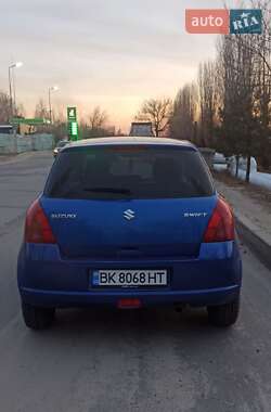 Хетчбек Suzuki Swift 2007 в 