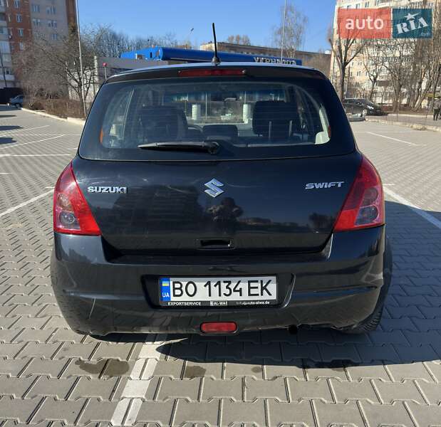 Хэтчбек Suzuki Swift 2008 в Тернополе
