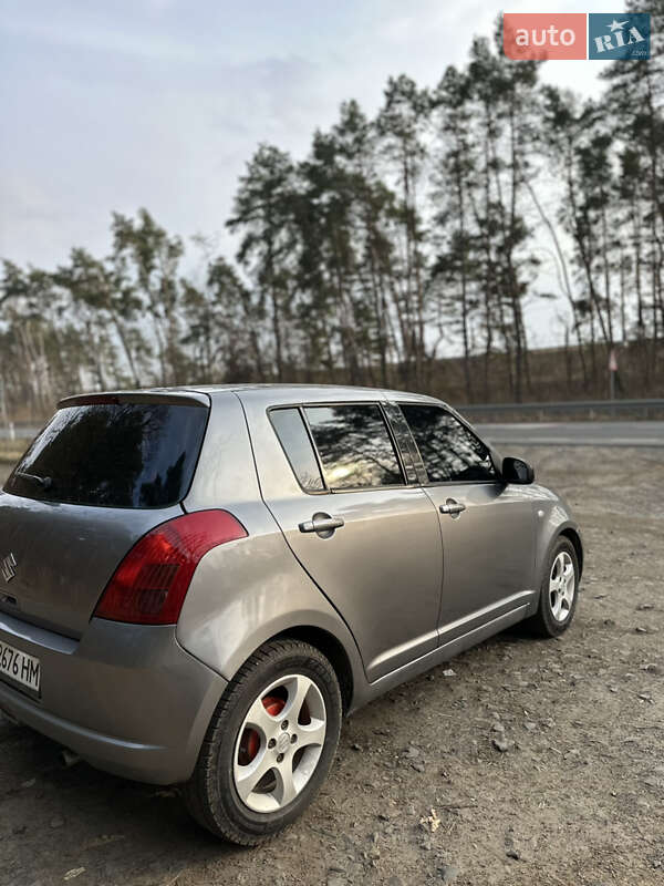 Хетчбек Suzuki Swift 2007 в Володимирі фото 5 Хетчбек Suzuki Swift 2007 в Володимирі