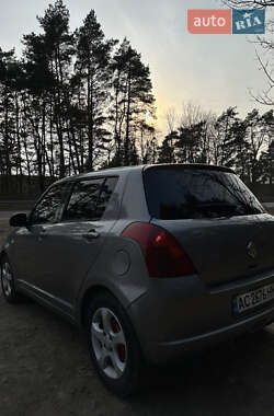 Хэтчбек Suzuki Swift 2007 в 