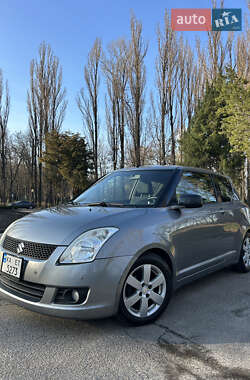 Хетчбек Suzuki Swift 2008 в 