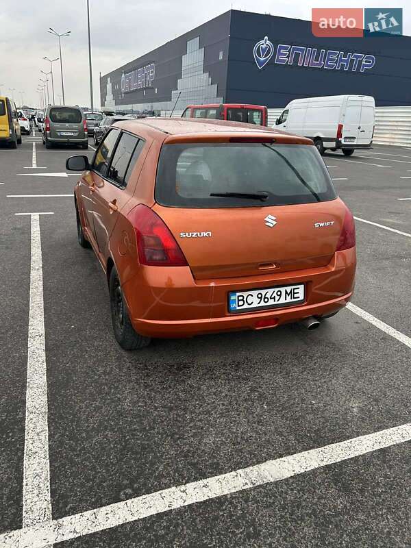 Хетчбек Suzuki Swift 2007 в Львові