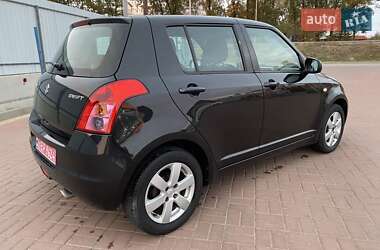 Хэтчбек Suzuki Swift 2010 в 