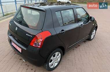 Хэтчбек Suzuki Swift 2010 в 