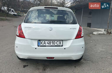 Хетчбек Suzuki Swift 2011 в 