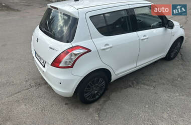 Хетчбек Suzuki Swift 2011 в 
