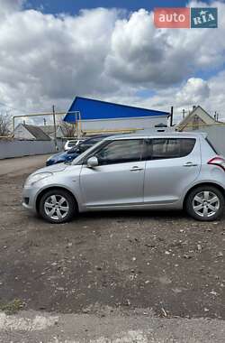 Хетчбек Suzuki Swift 2011 в 