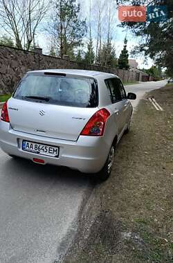 Хетчбек Suzuki Swift 2009 в 