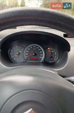 Хетчбек Suzuki Swift 2009 в 