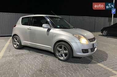 Хэтчбек Suzuki Swift 2009 в 