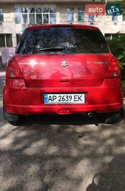 Хетчбек Suzuki Swift 2005 в 