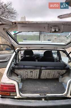 Хетчбек Suzuki Swift 1988 в 