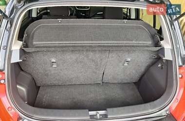 Хетчбек Suzuki Swift 2012 в 