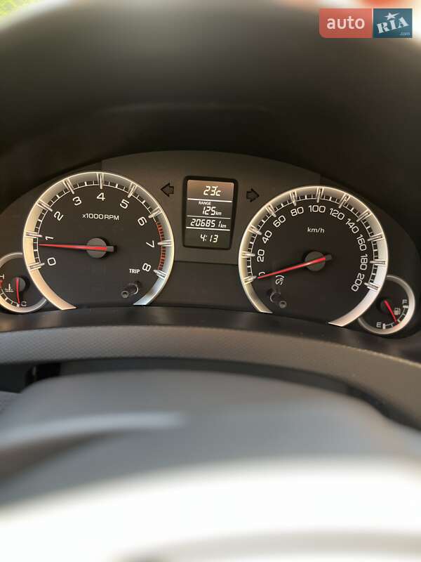 Хэтчбек Suzuki Swift 2010 в Львове