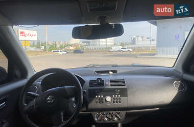 Хэтчбек Suzuki Swift 2007 в 