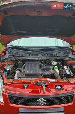 Хэтчбек Suzuki Swift 2007 в 