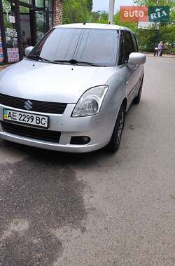 Хэтчбек Suzuki Swift 2006 в Днепре