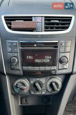 Хетчбек Suzuki Swift 2011 в 