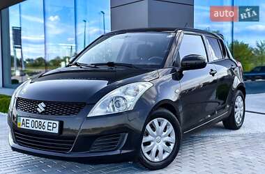 Хетчбек Suzuki Swift 2011 в 