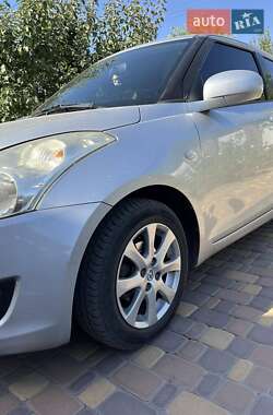 Хэтчбек Suzuki Swift 2011 в 