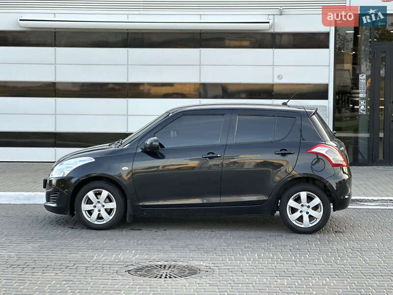 Хэтчбек Suzuki Swift 2012 в Великом Дальнике