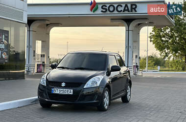 Хетчбек Suzuki Swift 2012 в 